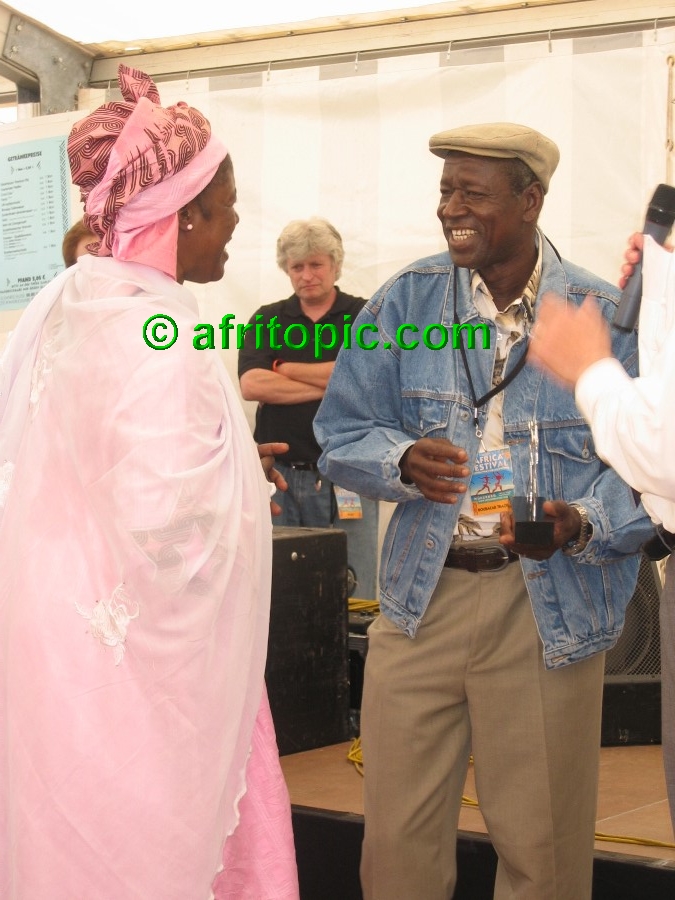 ../Images/AfricaFestival-27-28May05 041.jpg